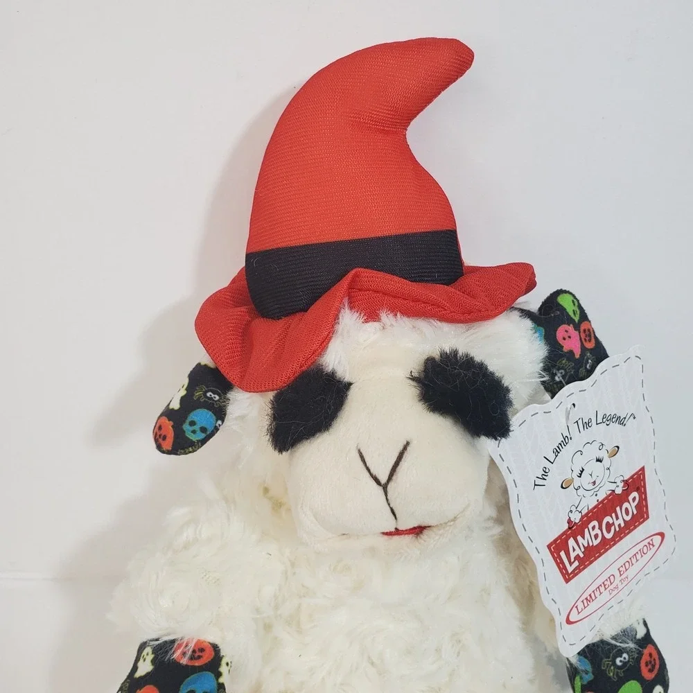 Multipet Lamb Chop‎ Halloween Squeaker Plush Dog Toy Witch Red Hat NEW